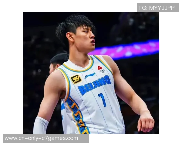 浪子回头!曾凡博与北京队完结签约,重返CBA